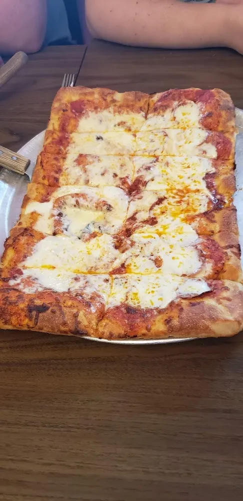 Deep-Dish Pizza