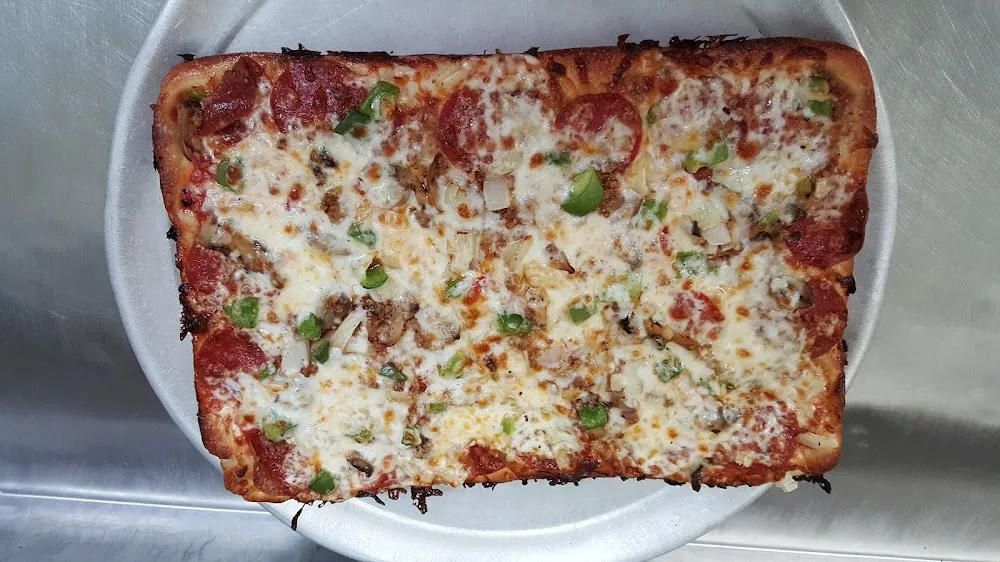 Small Deep Dish Pizza